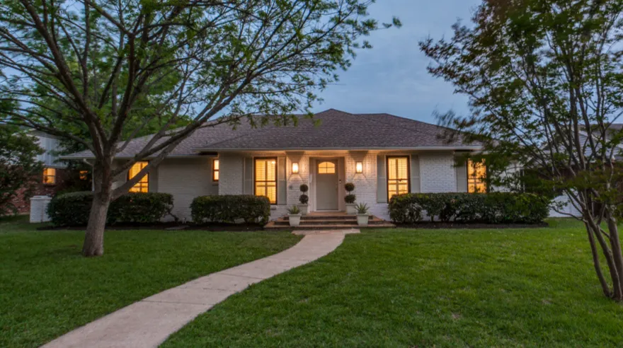 1409 Navarro after renovation, photo 1