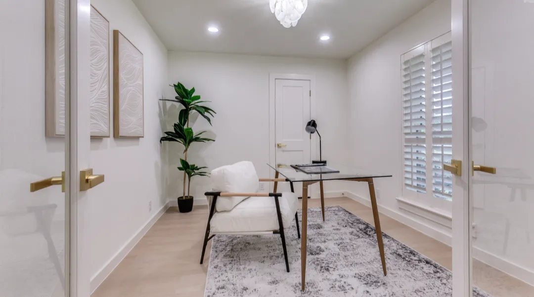 1409 Navarro after renovation, photo 11